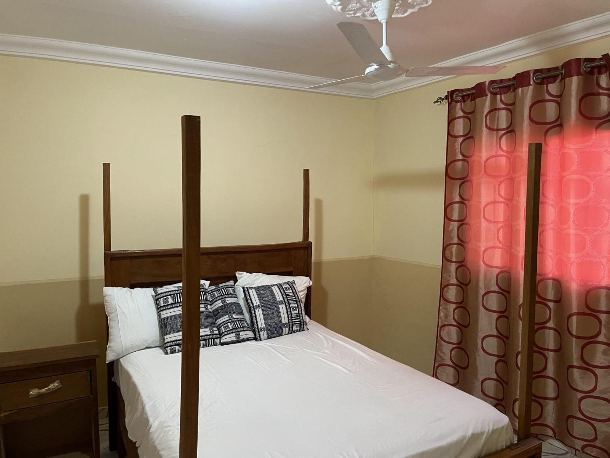 Faith And Grace Guest House Lamin Beretto Exterior foto